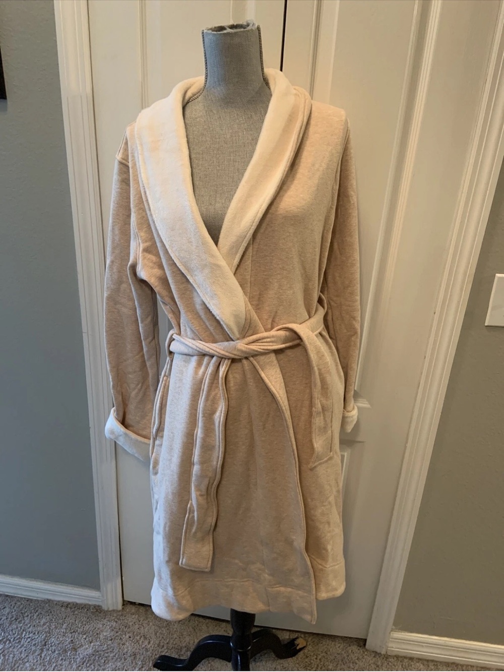 Ugg ladies duffield robe in oatmeal heather size large